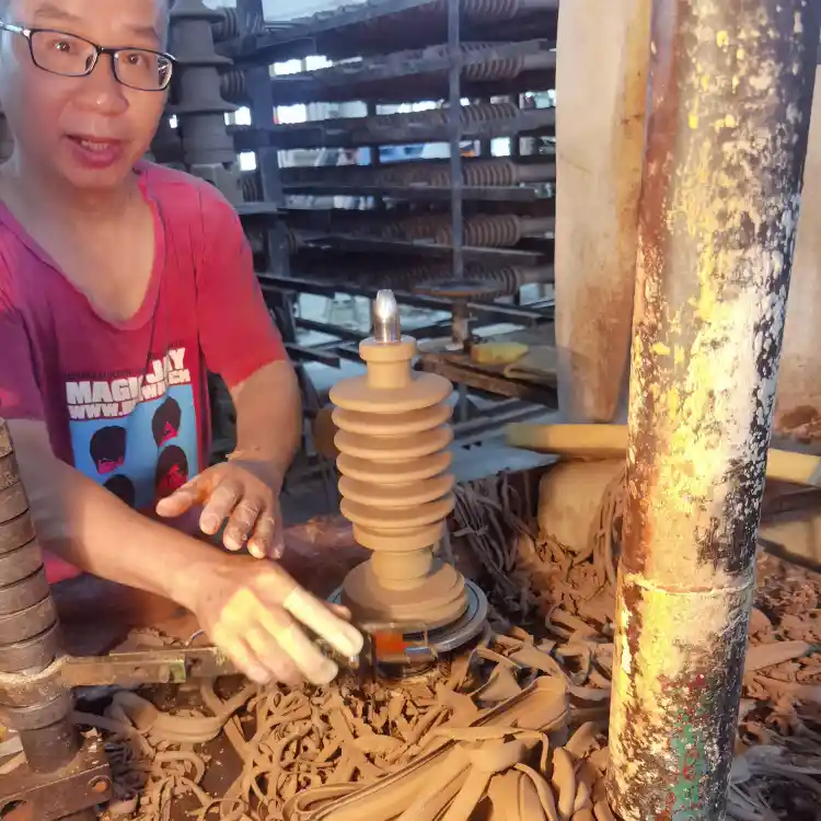 Home-Professional Manufacturer of Surge Arrester,Insulator,Fuse Cutout 20 porcelain insulator production