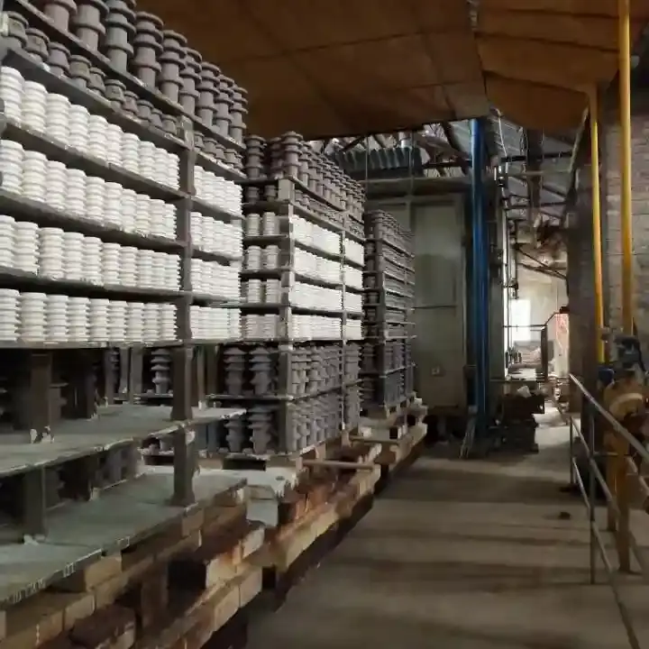 porcelain insulator manufacturer
