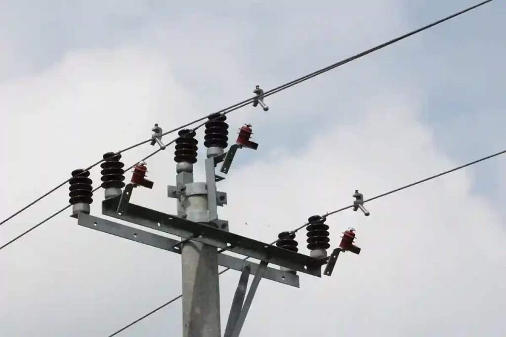 Porcelain Disc Insulator Manufactured and test in accordance with IEC 60383 ANSI C29.1 C29.2